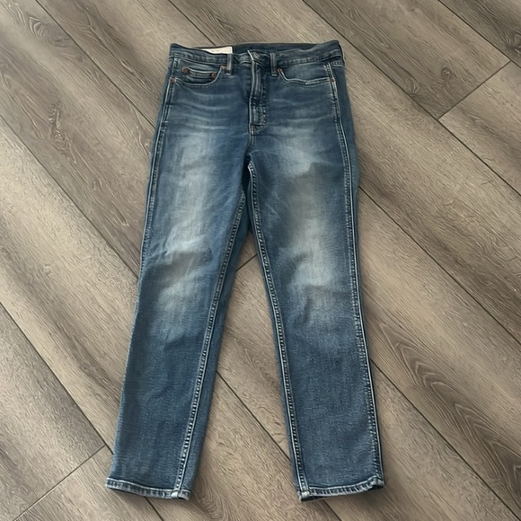 Gap denim high rise cigarette jeans size 28 - Picture 2 of 6